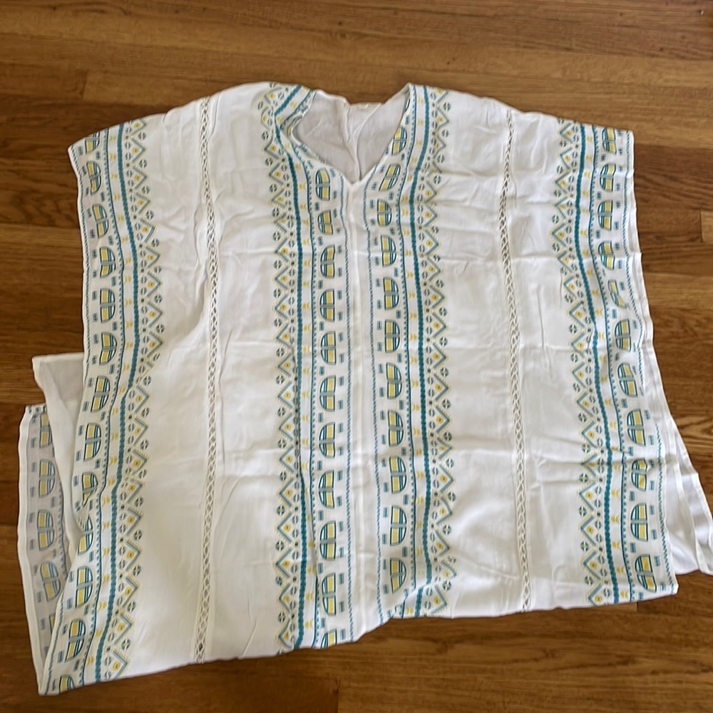 Laraethnics Portugese bohemian kaftan. Maxi length in rayon fabric